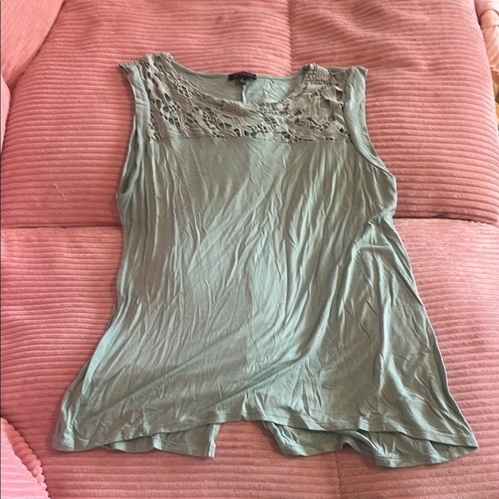 Green Sleeveless Lace Top